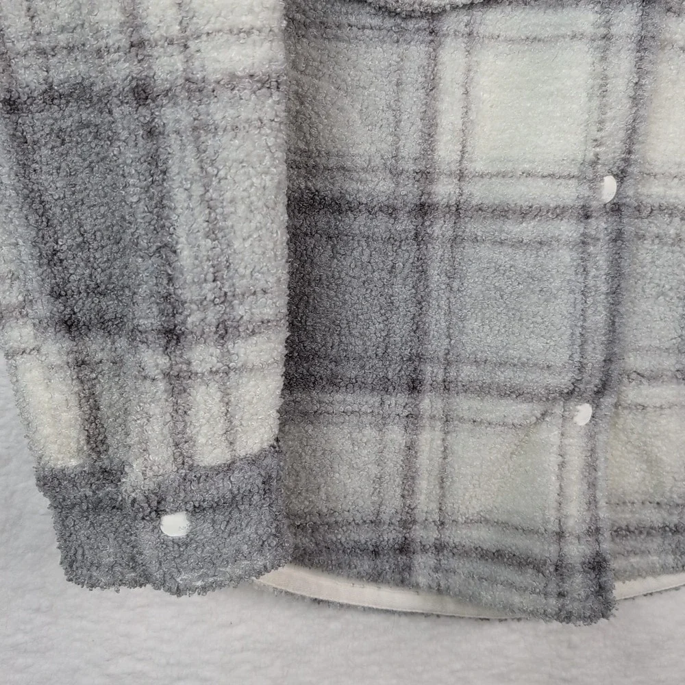 Abercrombie & Fitch Women's Small Shacket Gray Plaid Sherpa Teddy Bear